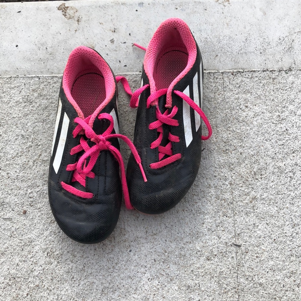 Girls soccer cleats